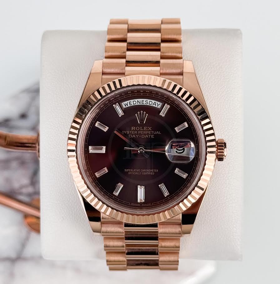 0_0740b5a6-ebe7-4376-b759-f5247dfeb64e.jpg Rolex Day-Date 40 Rose Gold Chocolate Diamond Dial & Fluted Bezel President Bracelet 228235 - - Image 1