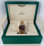 Rolex Day-Date 40 Rose Gold Chocolate Roman Dial & Fluted Bezel President Bracelet 228235 - - 图片 3