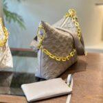 LV Coussin Hobo MM - Image 3
