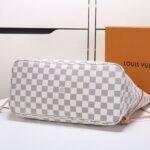 LV Neverfull MM Tote - Image 4