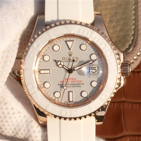 917cbefeab0fef1ef1c8664422c47434.webp YACHT MASTER 1 BAYMAX ROSE GOLD MIX WHITE RUBBER STRAP 40MM 116655-Oysterflex Bracelet white - Image 1