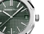 ROYAL OAK SELFWINDING 50TH ANNIVERSARY Ref. 15510ST.OO.1320ST.04 This 41 mm Royal Oak Selfwinding in stainless steel sports - Image 4
